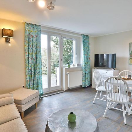 Ferienwohnung "Zur Rebe" Middelhagen Extérieur photo