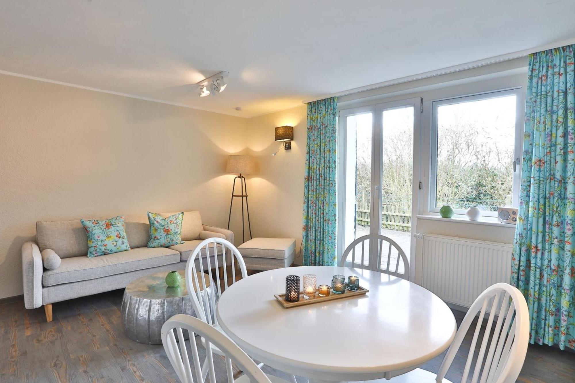 Ferienwohnung "Zur Rebe" Middelhagen Extérieur photo